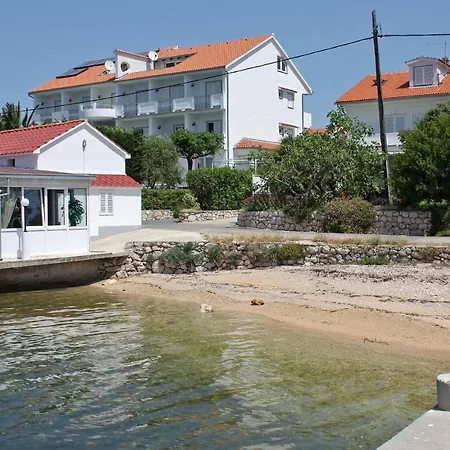 And With Parking Space Barbat, Rab - 5070 Гостевой дом