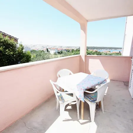Гостевой дом And With Parking Space Barbat, Rab - 5070 Barbat na Rabu