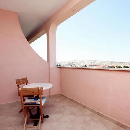 Гостевой дом And With Parking Space Barbat, Rab - 5070 Barbat na Rabu