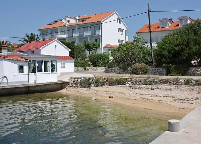 And With Parking Space Barbat, Rab - 5070 ゲストハウス